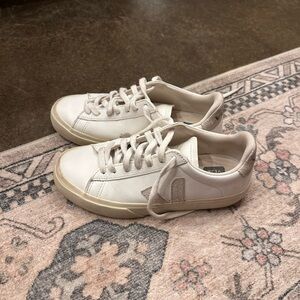Stylish Cream Sneakers